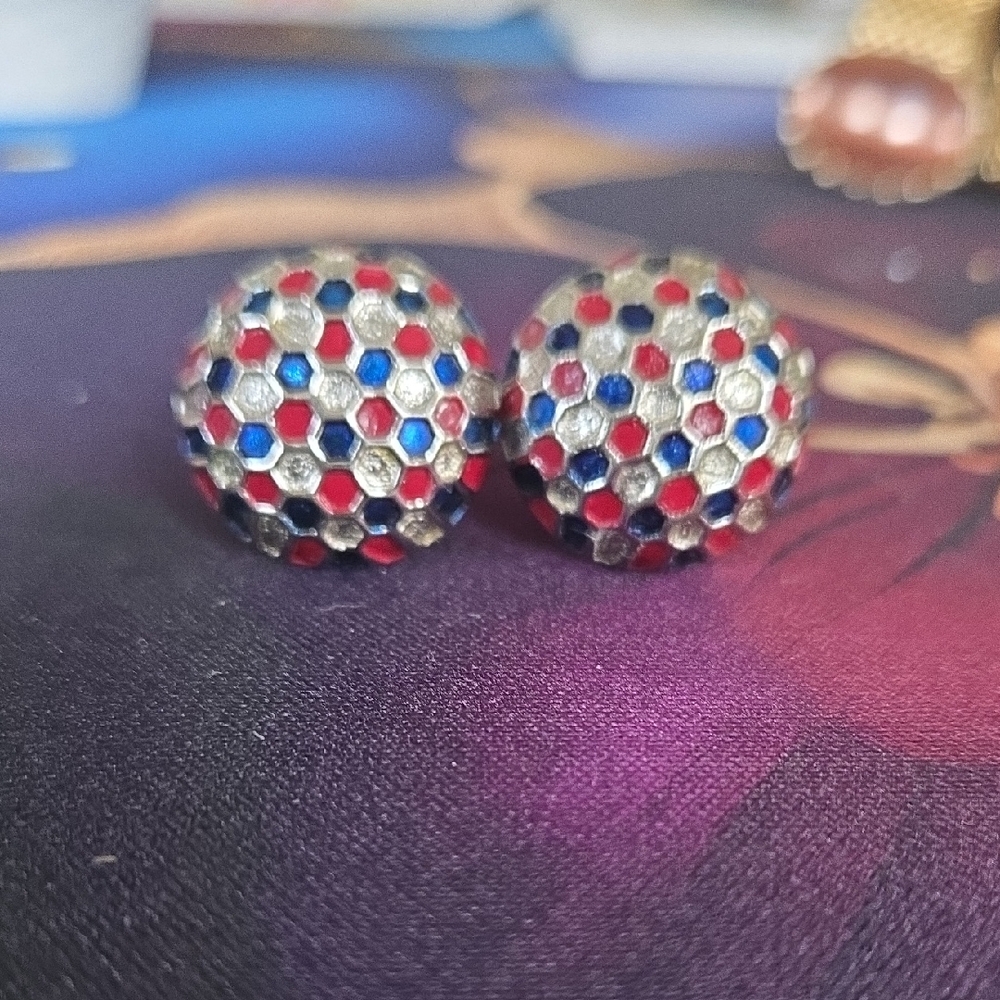 Honeycomb Style Cufflinks Red,blue And Silver By Grand Prix